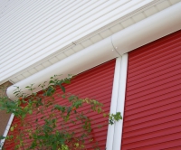 Rulouri de exterior suprapuse